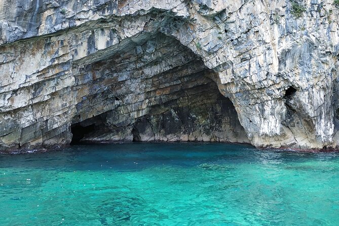 Boat Trip "Sea Caves of Thetis" - Limnionas Beach, the main one-hour break