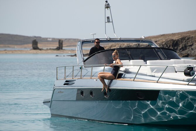 Boat - yacht tours at Mykonos - Swimming and snorkeling between the stops