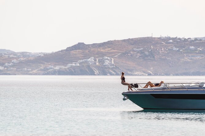 Boat - yacht tours at Mykonos - Service and the people running the boat