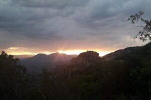 Breath-taking Meteora Sunset Tour - Getting There Smoothly: Pickup, Train Station Start, and In-Between Comfort