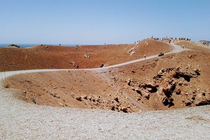 Caldera Private Cruise & Volcano Hike - Price and value: what you’re paying for (and how to avoid the time trap)