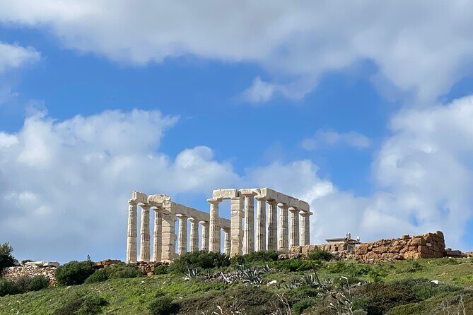 Cape Sounio Private half day Poseidon Athenian Riviera sunset - Your driver vs. a licensed guide: how the storytelling works