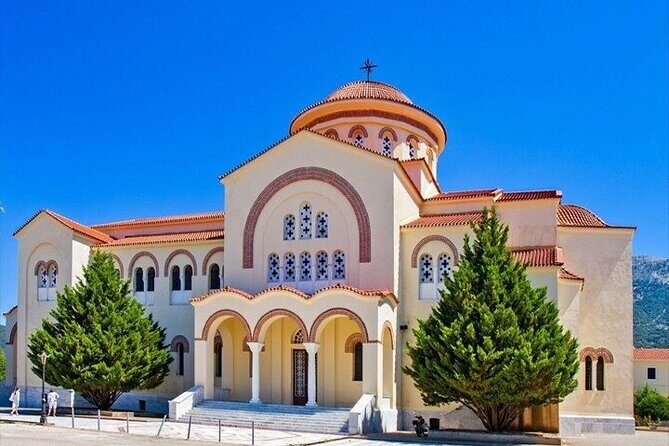 Cephalonia Private Shore Excursion Kefalonia Highlights - Antisamos Beach: movie-fame, real sun time, organized comfort