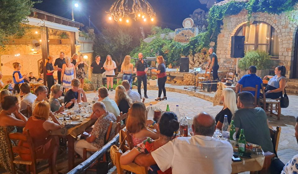 Chania: Cretan Folklore Dance Show with Dinner - A Cretan night built around food and dancing