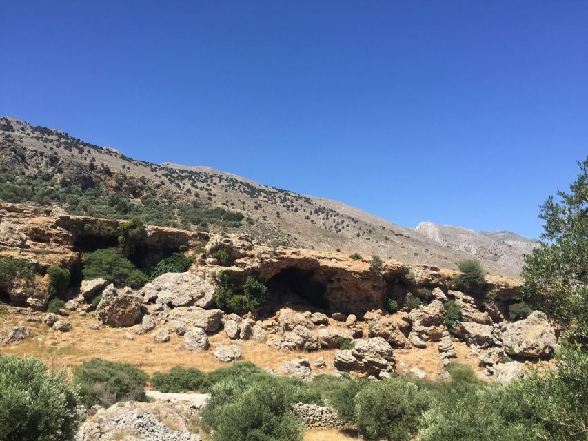 Chania: Imbros Gorge Hiking Tour & Beach Relaxation - The Guide’s Role: Getting Ready for the Slippery Bits