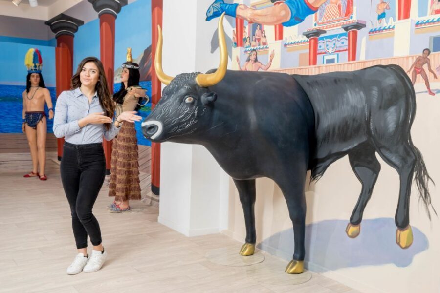 Chania: Minoan's World 9D Experience - A 45-Minute Time Machine in Chania