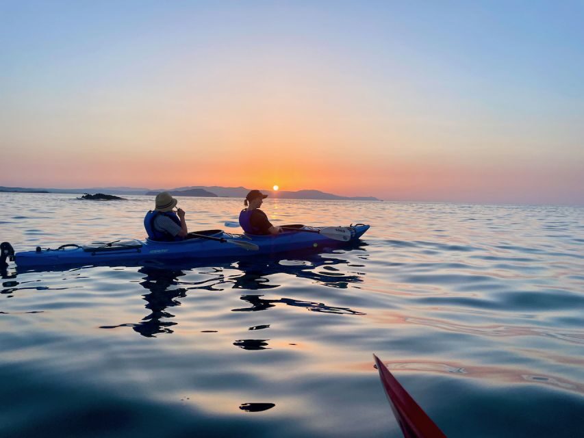 Chania: Morning Sea Kayak Tour Along the Coastline - Chania Lighthouse and the run to Lazareto Island