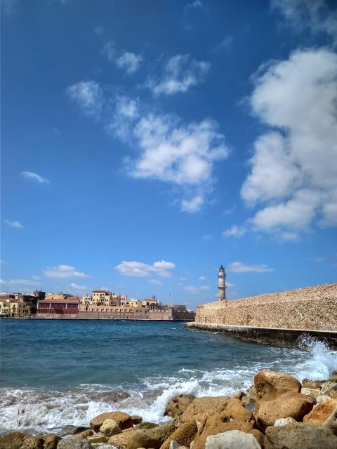 Chania Old Town: Artisans & Sightseeing Walking Tour - Modern artist ateliers and old ideas in new forms