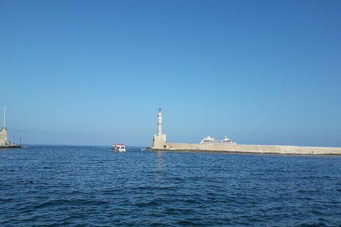 Chania: Old Town, Public Market, Hill of Prophet Elias, Agia Triada - Hill of Prophet Elias and Venizelos Graves: the quick payoff view