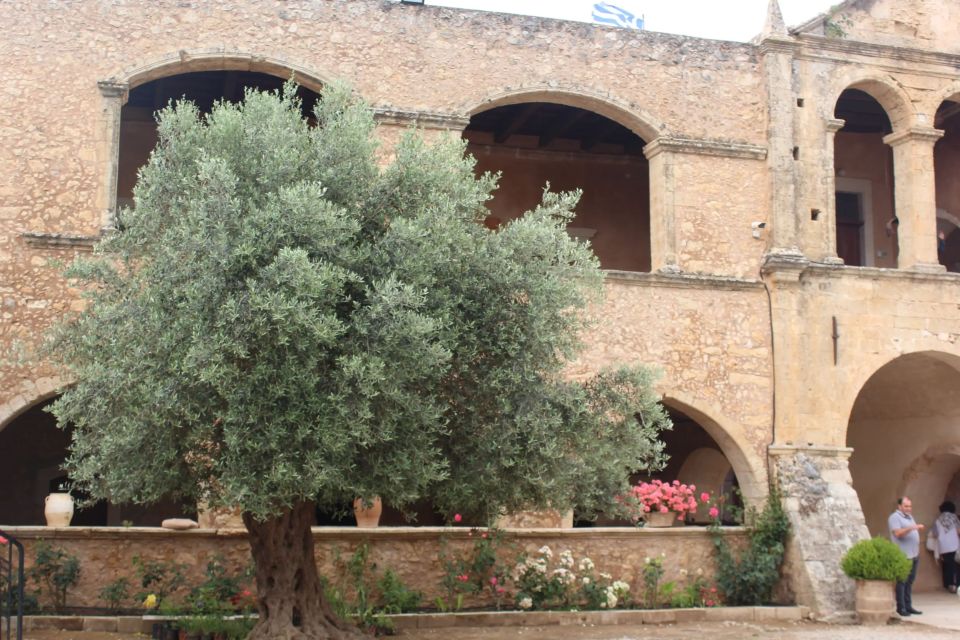 Chania Private Olive Oil Tour: Oil Tasting & Villages Tour - What this olive oil day is really about
