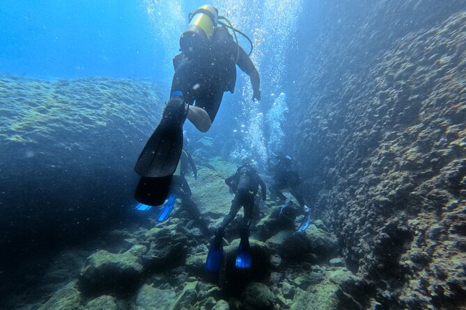 Chania Scuba Diving | Shore Dives | Certified Divers - Meeting Kefi Divers in Almyrida