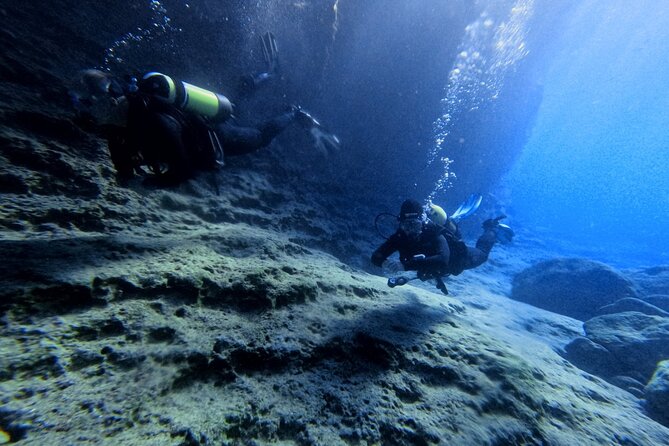 Chania Scuba Diving | Shore Dives | Certified Divers - Warm Mediterranean conditions in summer