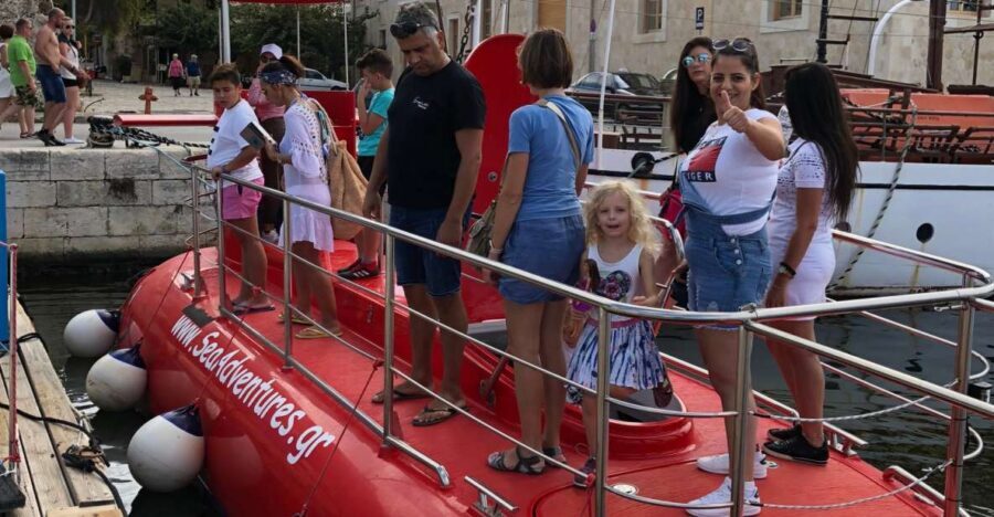 Chania: Semi-Submarine Boat Underwater Experience - Meeting point and what to expect on arrival