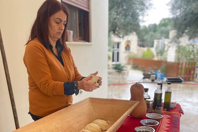 Chania Sourdough Bread Class - Olive Oil Tasting - What you actually eat: the full menu and pacing