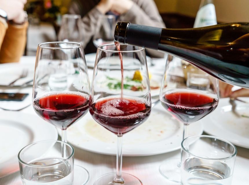 Chania: Wine, Food, and Sunset Tour with 3-Course Dinner - Tips to make the night go smoothly