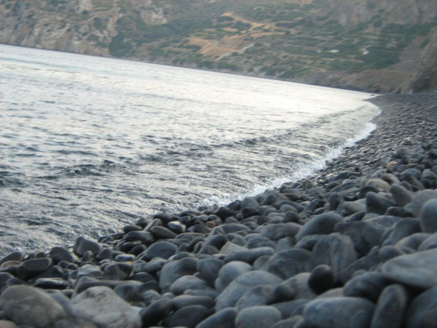 Chios: Half-Day Sightseeing Tour - Volcanic beaches and a proper break by the water