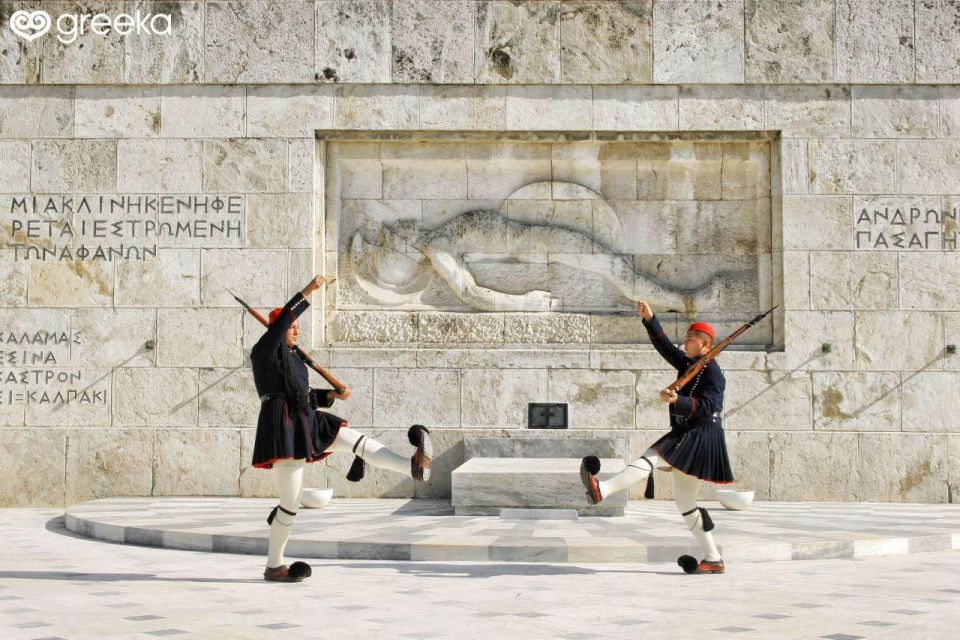 Christian tour on Paul's footsteps in Athens and Corinth 8-H - Lunch before the road to Corinth