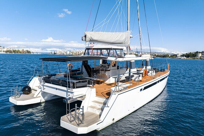 Comfort Max Catamaran Caldera Cruise with BBQ and Drinks - The photogenic sail: Indian Rock and the Venetian Lighthouse