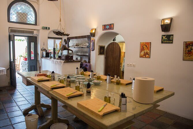 Cooking Class in Traditional cave house in Santorini! - Location details: where to meet in Megalochori