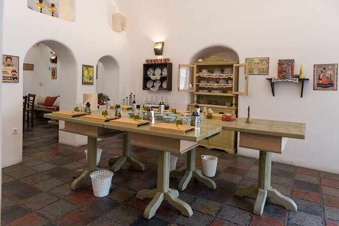 Cooking Class in Traditional cave house in Santorini! - Who should book this Santorini cave-house cooking class?