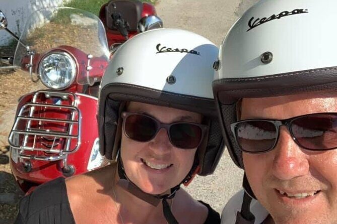 Corfu 300cc Vespa Scooter Rental - Key points before you go