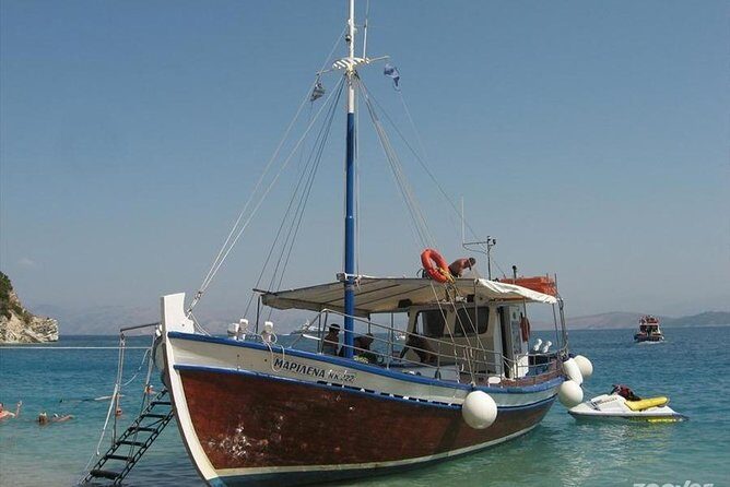 Corfu boat trip, swimming & BBQ - Kaparelli BBQ: a Greek boat lunch that’s more than just food