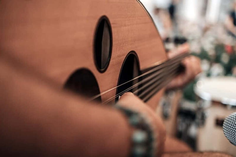 Corfu: Music Stories of a Corfiot Experience at the Marina - Who should book this night in Benitses?