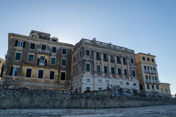 Corfu Old Town Charms and Venetian Splendour Self Guided Walk - Bosketo Garden and the Garden of Durells for the best pause-and-look moment