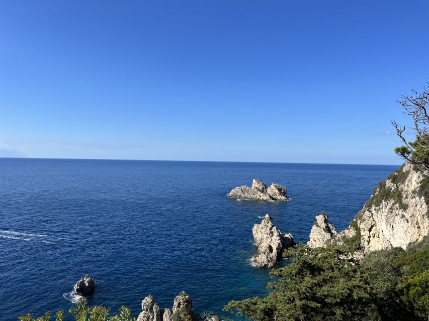 Corfu: Palaiokastritsa, Mouse Island, and Old Town Tour - Kanoni frames Mouse Island