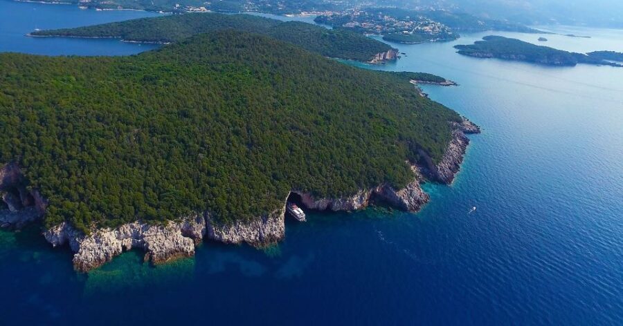 Corfu: Parga, Sivota and Blue Lagoon Full-Day Boat Cruise - Greek dancers on the return: more fun than you’d expect