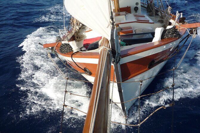Corfu Semi Private Cruise to Paxos and Antipaxos Islands - How to get the most out of the “boat time”