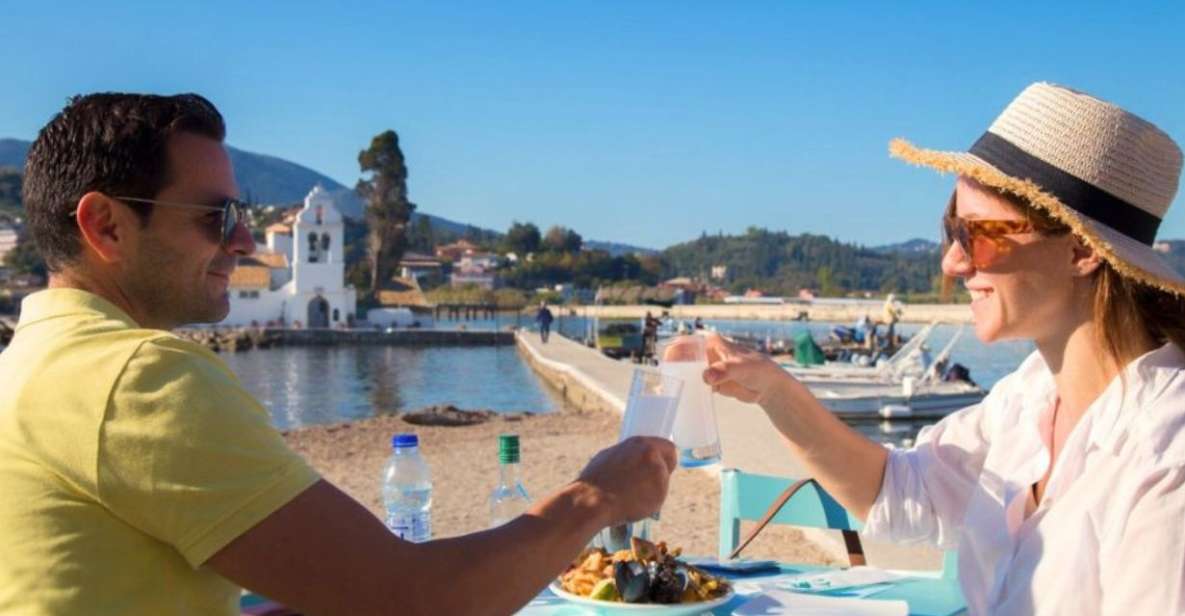 Corfu: Shared Group or Private Food Walking Tour - Sofrito, pastitsada, and lunch in a local tavern