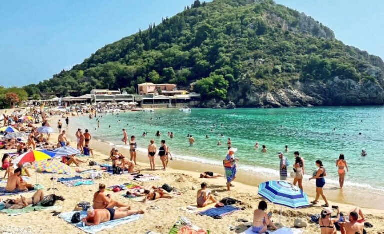 Corfu: Shore & Shared – Palaiokastritsa, Lakones, Kratsalo - Getting around in AC with guides Georgos and Despoina
