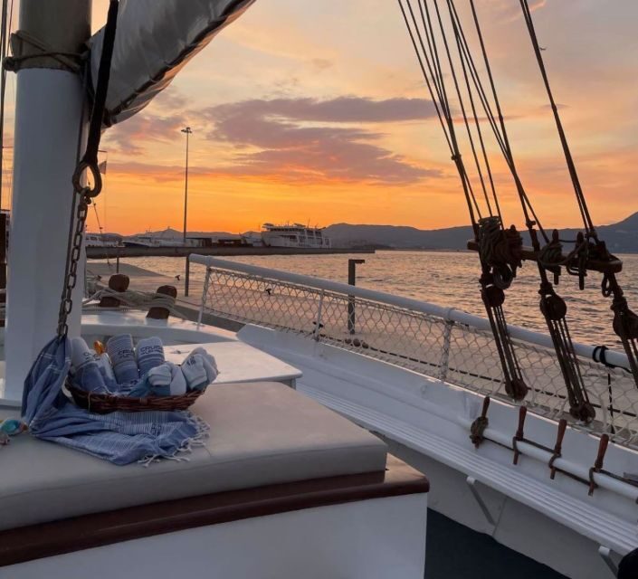 Corfu: Sunset Cruise on Classic Boat with Cocktails & Snacks - Pontikonissi Island and the Sunset Moment at the Waterline