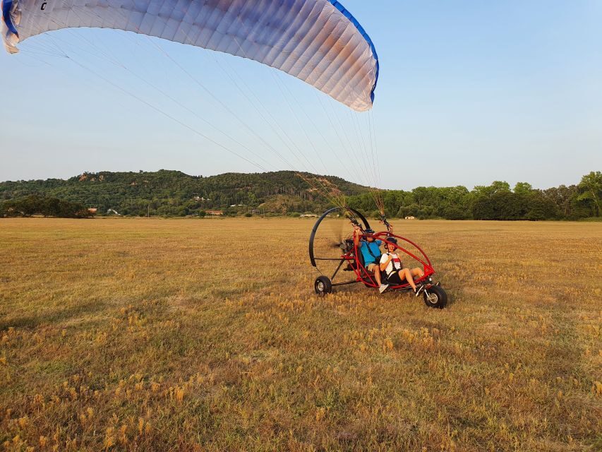 Corfu: Tandem Paratriking Flight over Corfu - Pilot credentials: what you gain from experience up front