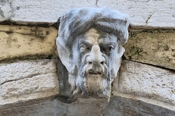 Corfu Town: Dark Myths and Legends Tour - Finding the Start at the Old Fortress Gate (Schulenburg’s Statue)
