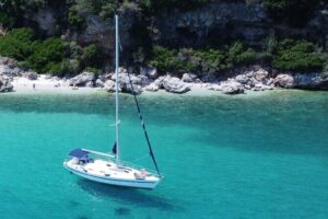 Corfu:Private sailing yacht cruise for up to 10 guests - Morning sail from Marina Gouvia: Old Town views without the crush
