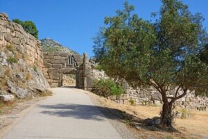 Corinth Canal, Mycenae, Nafplio and Epidaurus Private Tour from Athens - Mycenae Citadel and Lions Gate: walking into a hilltop world