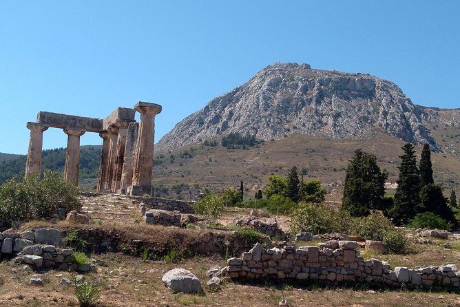 Corinth, Cave of Lakes, Odontotos Railway Private Tour with Greek Lunch Included - Odontotos rack railway in the Vouraikos Gorge: the ride that ties it together