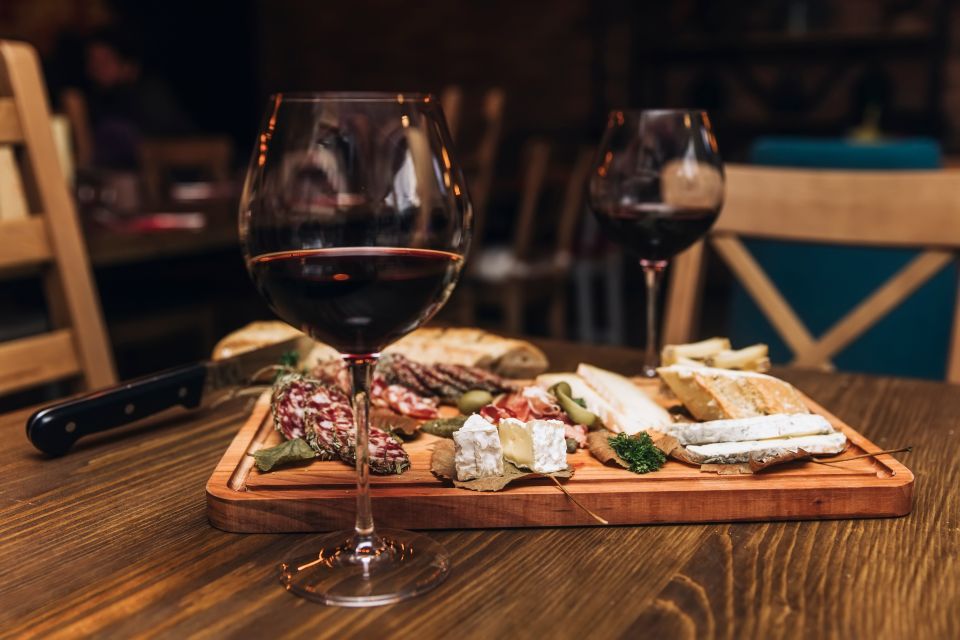 Corinth: Winery Tour and Organic Fine Wine Tastings - Getting to Thesi Koutoumatsa