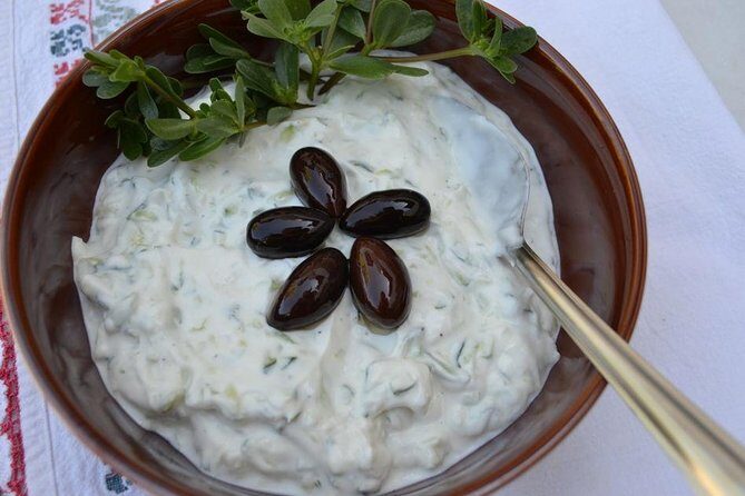 Cretan Cooking Class and Dinner: Evening in a Rethymno Home - Cretan pies and wild greens: kremidokalitsouna, chortopites, sfakianes
