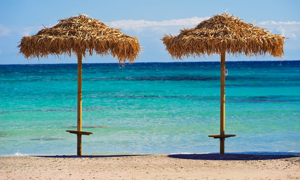 Crete: Day Trip to Elafonisi Beach with Hotel Transfers - The early pickup and the first bus leg