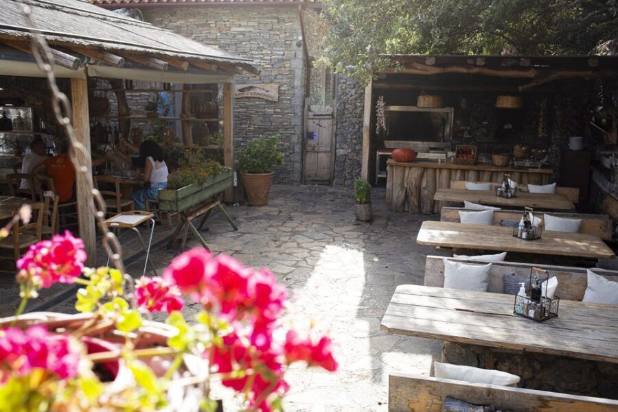 Crete: Hot-Air Balloon Flight with Breakfast and Wine - The Flight Itself: Photo Stops, Sunrise Light, and Wildlife Moments