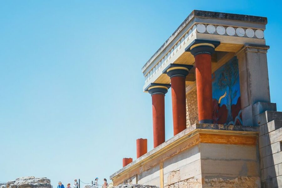 Crete: Knossos Palace and Museum E-Tickets with Audio Guides - Your Day at a Glance: Two Knossos Start Times and Fixed Museum Entry