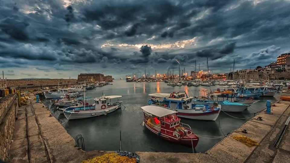 Crete: Knossos Palace and Museum Skip the line Guided tour - Free time in Heraklion