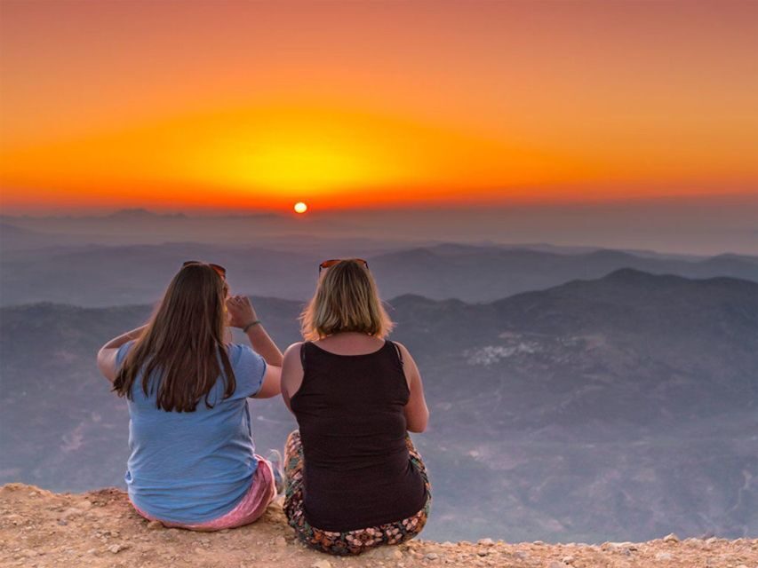 Crete: Land Rover Safari with Sunset Viewing, Dinner, & Wine - Herb picking plus raki and olive oil tastings