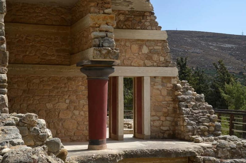 Crete: Lasithi Plateau and Knossos Palace Day Tour - Guides and drivers on mountain roads: where the day succeeds