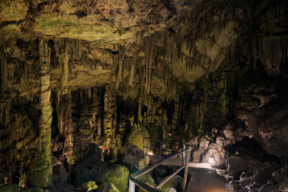 Crete: Lasithi Plateau & Knossos Palace Tour - Psychro, Zeus, and the climb to the cave