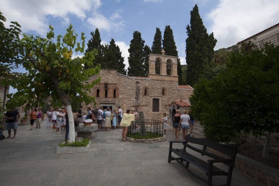 Crete: Lassithi Plateau & Kera Monastery Tour with Ceramics - How the day flows: bus time, stops, and why timing feels tight