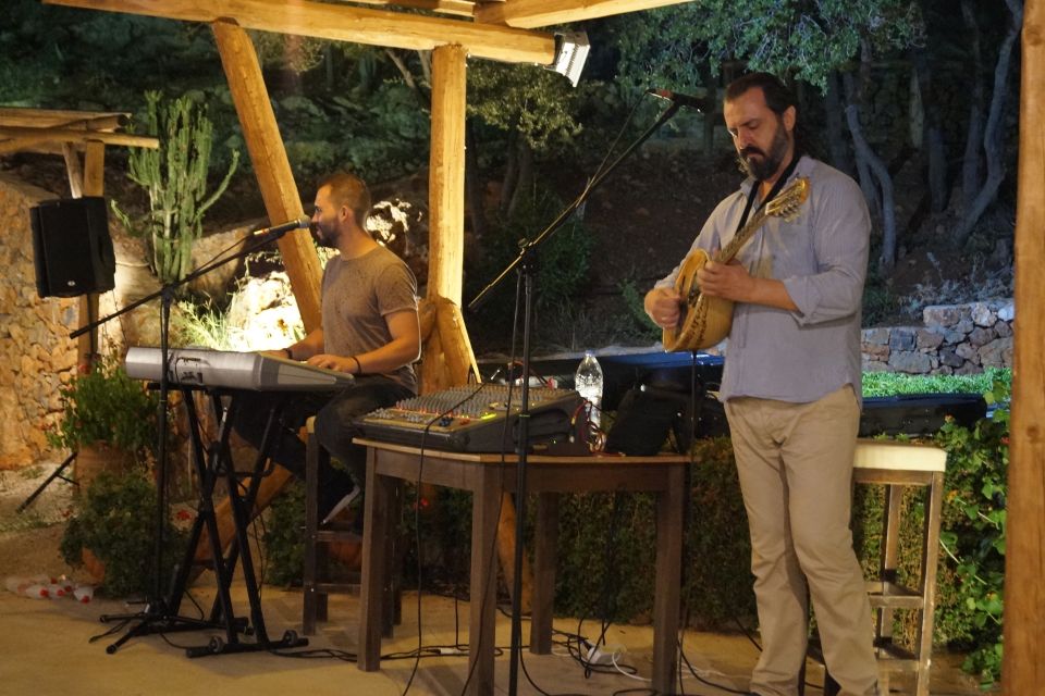 Crete: Olive Oil Factory Tour, Dinner & Traditional Dancing - Who will enjoy this Cretan evening most?